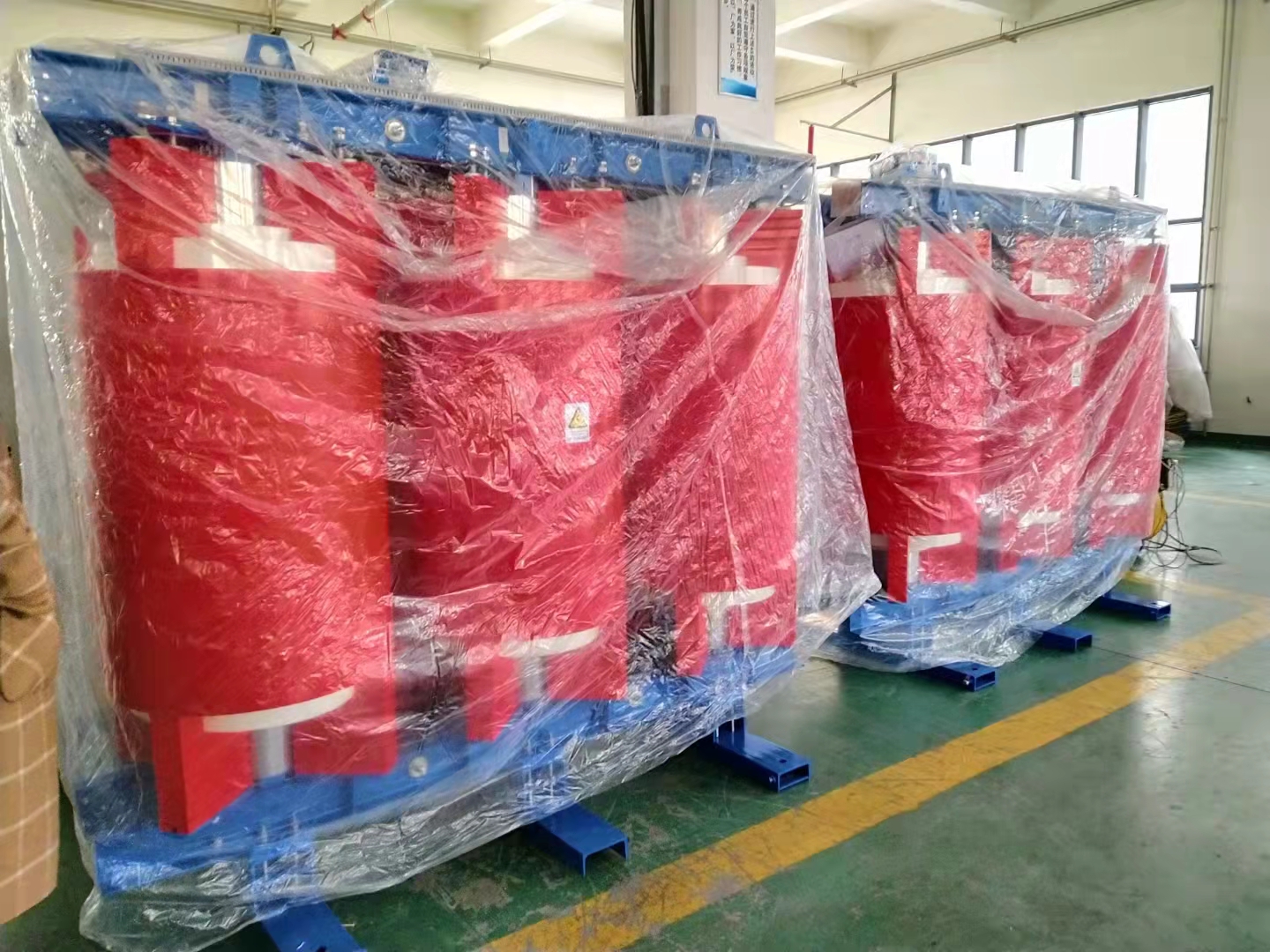消弧線圈三相接地變中含所用變是怎么回事？